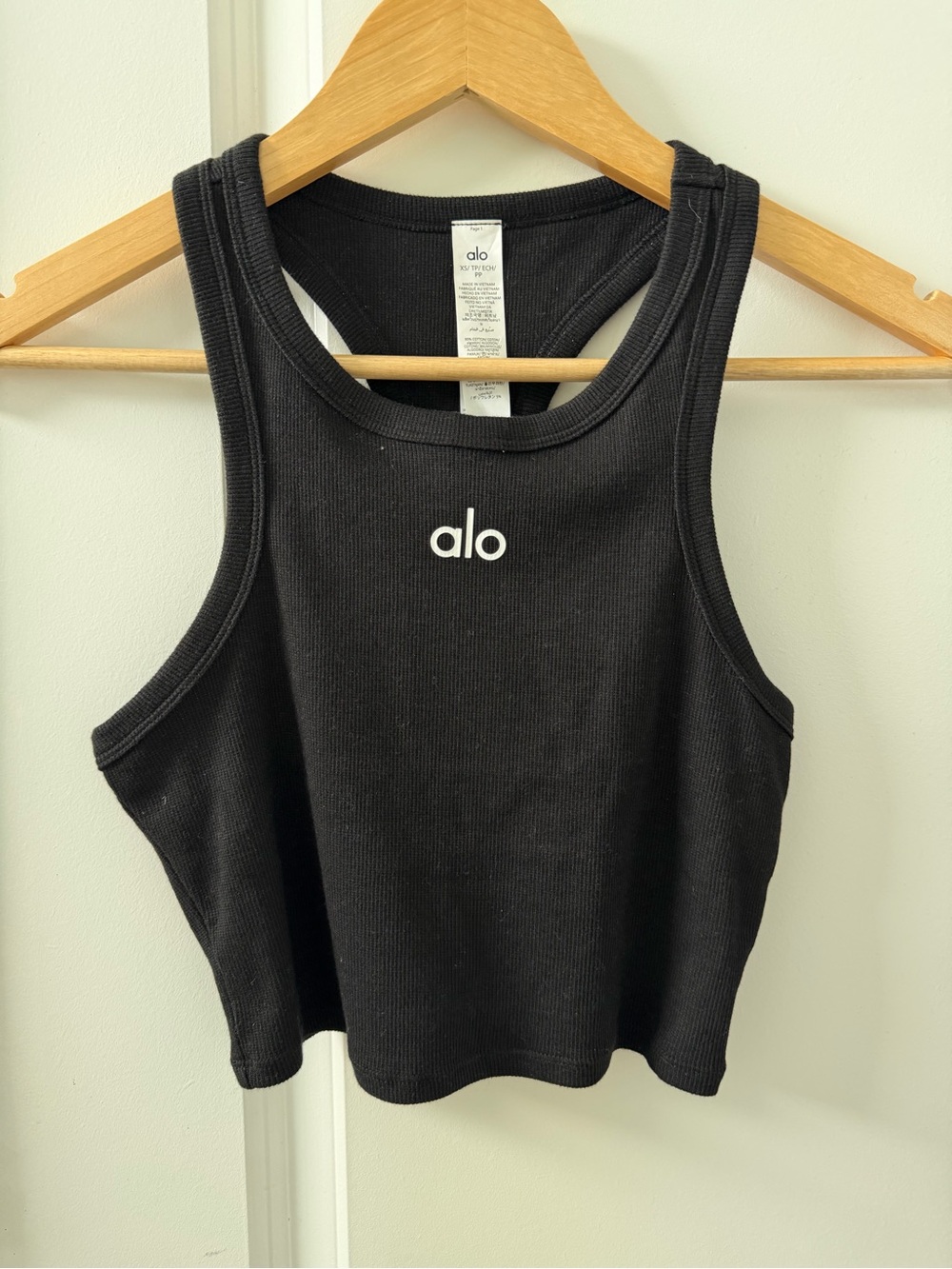 ALO Yoga Black Ribbed Crop Tank